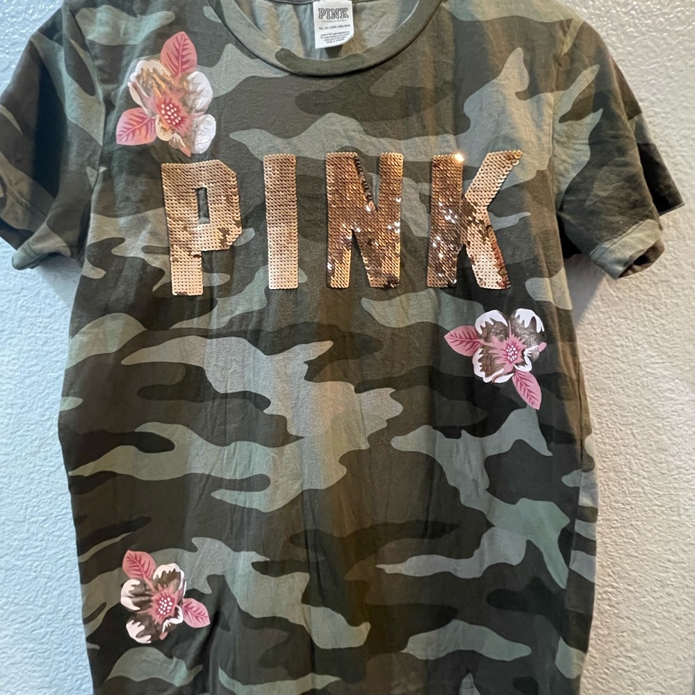 VS Pink Top